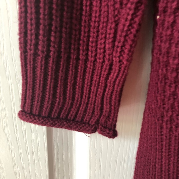 Hippie Rose Sweater - Picture 7 of 8